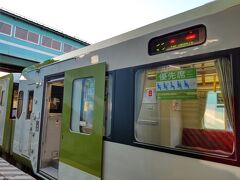 「野辺地駅でJR大湊線に乗り換えます。」6:26通過。