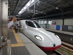 車両は東海道・山陽新幹線で使用されているN700S系をベースに6両編成としています。実は東海道・山陽新幹線を含めN700S系に乗るのは今回が初めてです。
