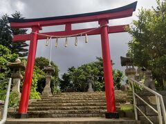 沖縄らしい雰囲気の神社