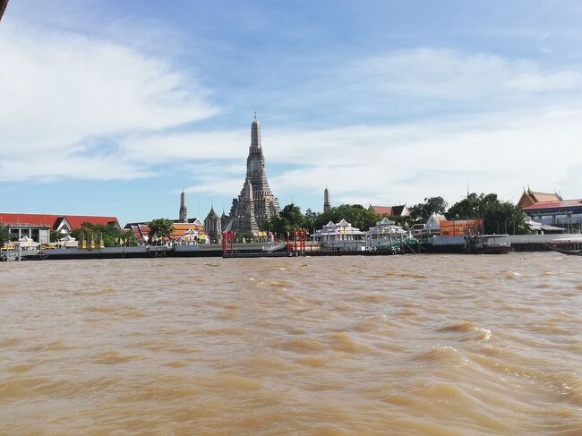 来た道を戻ります。