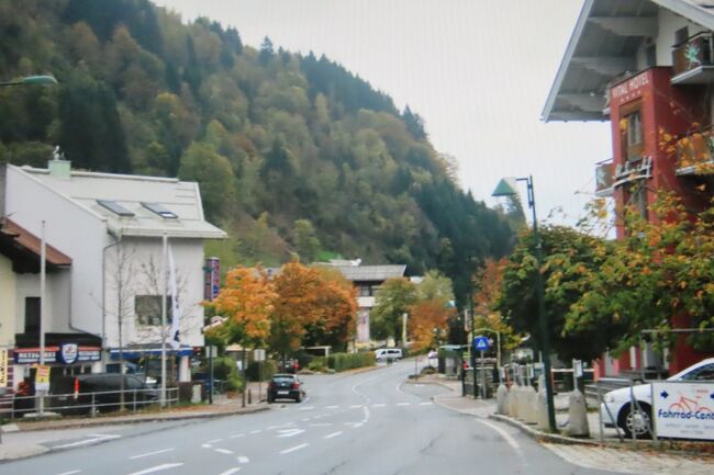 ツェル・アム・ゼーは湖畔に佇む美しい街だそうですが、観光は行わず宿泊のみでした。<br />