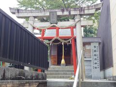 雪国稲荷神社です