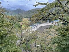 スプリングスひよし を後にし、美山町へ向かう途中で大野ダムに寄りました。