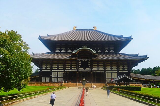 奈良17 東大寺b 大仏殿（国宝）間口57m/高さ46.7m ☆金銅八角