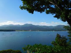 　目的はこの加茂湖展望の丘。最後に加茂湖を眺めながらしばし休憩を取りました。