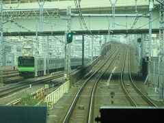 線路はここからそのまま上野東京ライン。