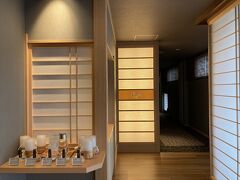 今年の6月に新たにオープンしたベランピング特別フロア「湖游」。プレミアスイート2室、エレガントスイート4室となっています。専用コーナーではアロマの貸し出しや・・・