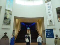 まずは壱岐の歴史がわかる博物館へ、なかなか立派な建物です