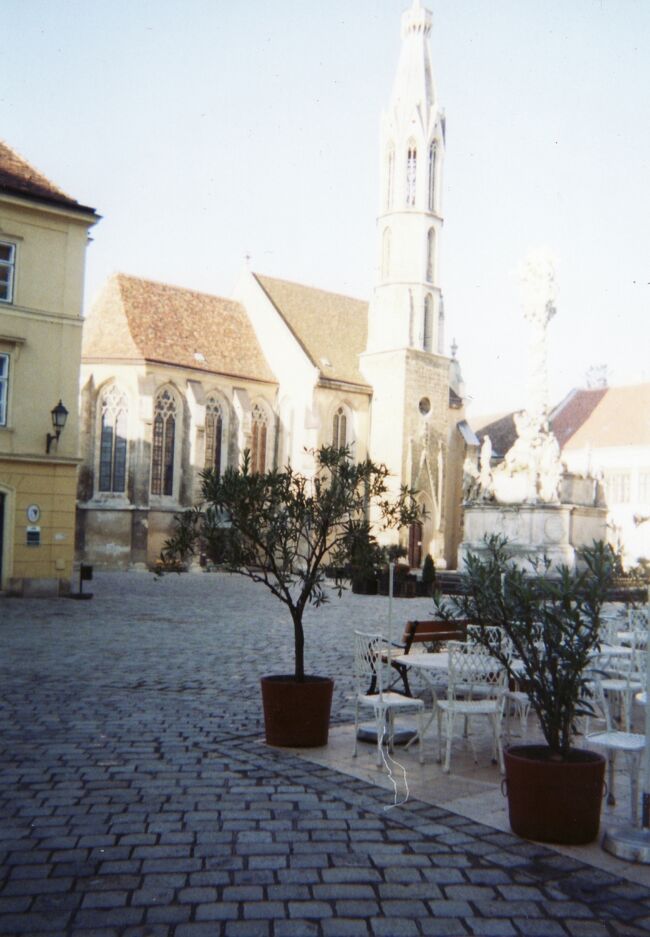 ショプロンのベネディクト教会。