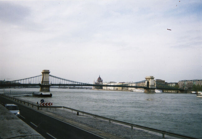 セーチェーニ鎖橋。