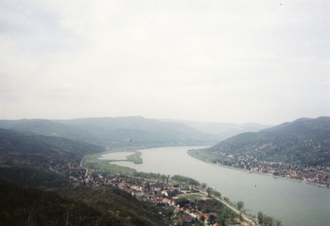 ヴィシェグラードからドナウ川を眺めました。