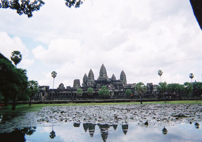 逆さアンコール・ワットを見る事が出来ました。