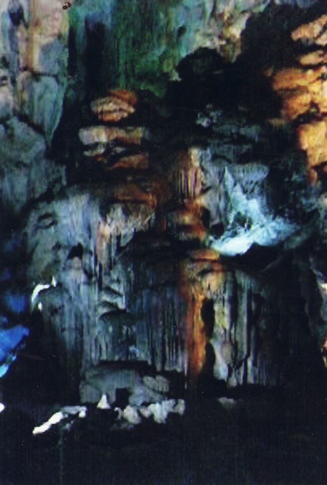 結構本格的な鍾乳洞でした。