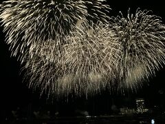 花火の爆音はハンパではありません！平野の大阪では体験できない音！！