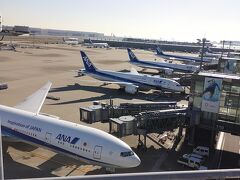 羽田ターミナル10：45発

キャセイパシフィック航空に乗ります。

