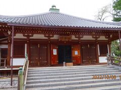 ここが本堂。
https://temple.nichiren.or.jp/1041036-mamasan/