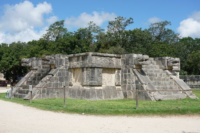 チェチェンイッツァ  置物 チチェン・イツァ | メキシコ | 塾長の渡航記録