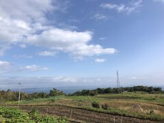 天気になってよかったわ。前日のような雨模様では、散策気分も萎えちまう。