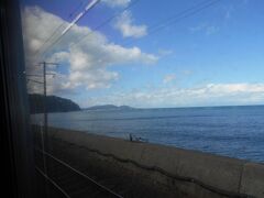 札幌から小樽への鉄路を走っていると
お天気が良くなってきました。
「晴れ男」の本領発揮です。