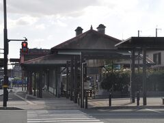 　熊本駅からの新幹線の時間に余裕があるので、ＪＲで熊本駅へ向かわず、熊本市電で向かいます。(笑)