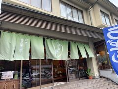 ランチは名物志じみめし発祥のお店石柳へ。