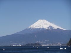 名古屋から高速で伊豆へ
3月中旬、富士山がきれい。