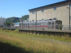 で、稚内駅前へ。

１０：２８発の名寄行きの54ちゃんをお見送りしましょう。
裏側からの景色は案外見てなかったな。

さいなら～♪