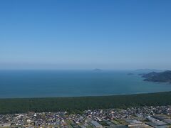 快晴です。
鏡山展望台からの眺望です。