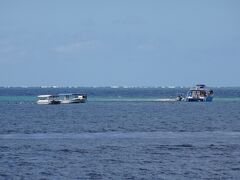 鳩間ー上原港間ではバラス島もちょこっと見えた
バラス島はサンゴだけで出来た小さな島（陸地）潮位によっては水没する