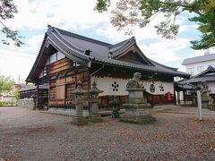松本神社です。
松本城の北側にある鎮守です。
