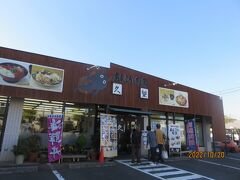 市場見学の前に昼食をこちらで
市場前の久楽
並んでたけどすぐ入れました
