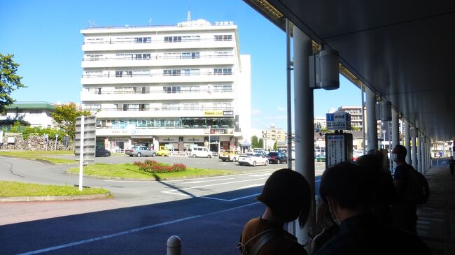 徐々に並ぶ人が出て来たので、私も並びました。