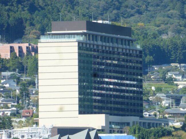 「別府温泉 杉乃井ホテル」の新棟ですが、まだオープンにはなっていない（内装工事中？）ようです。<br /><br />オリックスの傘下に入ったので、資金力が強くなったようです。