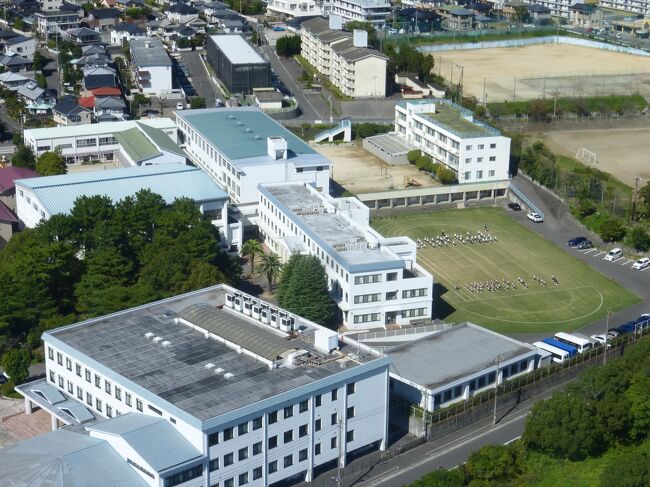 別府大学明星小学校です。
