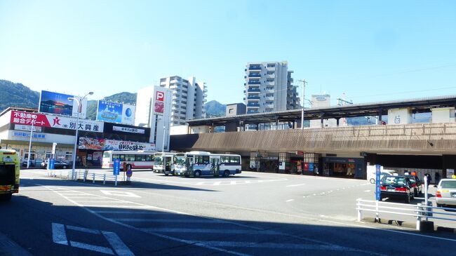 別府駅東口側の街並みです。
