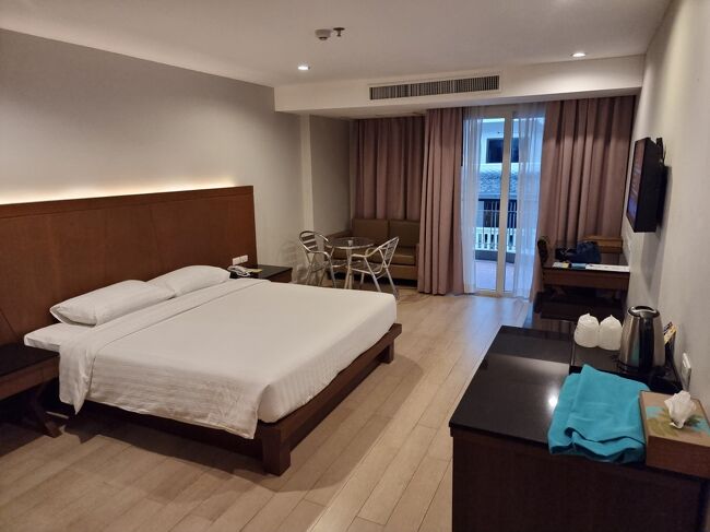 価格も安く　比較的　綺麗な室内です。