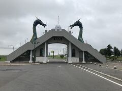 続きましては北竜町の道の駅サンフラワー北竜。
豪華な駐車場入り口。