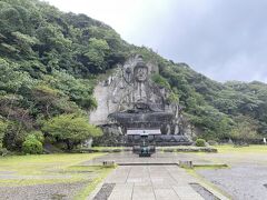雨の中、無事大仏様を拝めました。