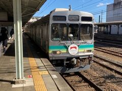 寄居駅から秩父鉄道で上長瀞駅に向かいます。