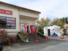 続いてはコチラ、天浜線佐久目駅。
そうです、ゆるキャン△の聖地のひとつですｗ
ここでリンちゃんとなでしこが待ち合わせをしています。
当たり前ですがまんまですｗ