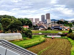 浜田方面に旅するのは小学生以来実に40年ぶりだ。
出発は大塚駅前のバス停からだ。