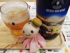 朝日酒造の系列店でして、久保田等の日本酒の他に、クラフトビールも味わえます。おつまみもあります。