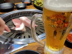 夜公演終演後、別の公演を見ていた友人とホテル近くでご飯。