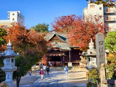 四柱神社へ。
願い事むすびの神様です。
地元の方々には「神道さん」と呼ばれているみたい。
ゲッターズ飯田さんが、
おすすめのパワースポットだそう( ﾟーﾟ)