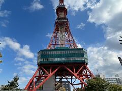 ホテルの目の前に札幌テレビ塔
