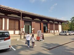 最後に国宝館です。国宝館には天平時代や鎌倉時代から興福寺に伝わる数多くの国宝･重要文化財が収蔵されています。
