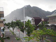 あれ？
今日の天気予報、晴れだったのに・・・