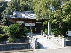 11時を過ぎたというのに、今日はまだ1寺しか周れていません。急がねば！ほとんど［水曜どうでしょう］のノリでやってます(^-^;

67番札所・大興寺（だいこうじ）