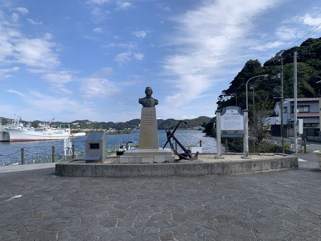 「ペリー上陸の碑」まで歩いて来ました。