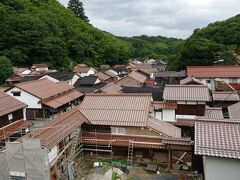 観世音寺から石州瓦の家並みを一望